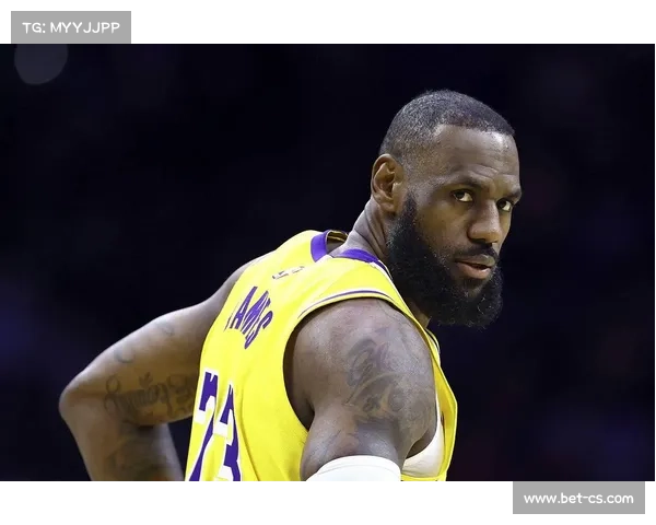 詹姆斯获准参加对抗训练，1-2周后重新评估归期