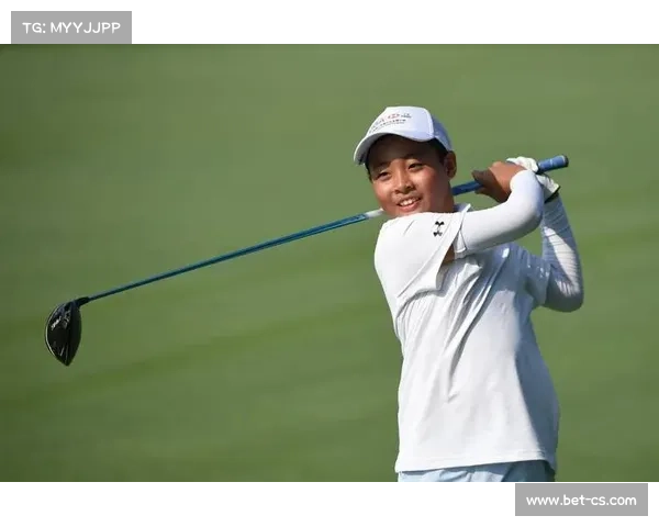 邓博文加洞赛憾负，汇丰青少年公开赛男子C组对决现精彩攻防